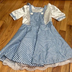 Dorothy costume